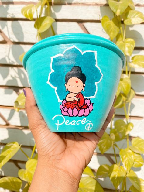 Cute handmade buddha planter Painting Ideas Buddha, Painting On Pot, Kitchen Decor Printables, Buddha Planter, Pot Painting Ideas, Pots Diy, Plant Pot Design, Diy Pottery Painting, Pot Art