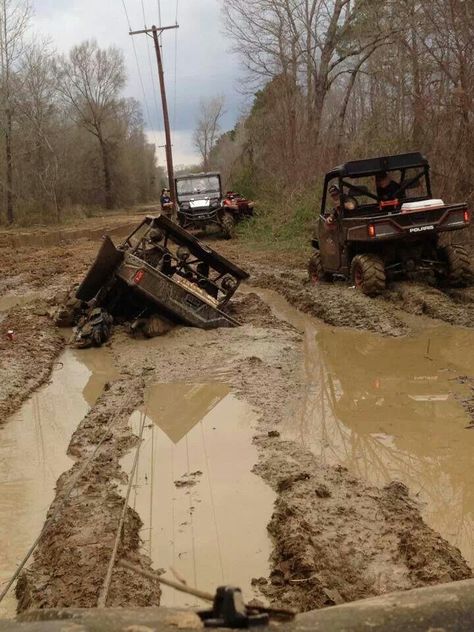 Stuck Mudding Pictures, Mud Riding, Cute Country Couples, Country Vibes, Fun List, Country Couples, Country Aesthetic, Atv Riding, Country Summer