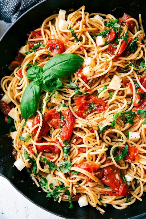 Pasta Recipes For A Crowd, Easy Pasta Meals, Recipes To Feed A Crowd, Angel Hair Pasta Recipes, Recipes For A Crowd, Pasta Meals, Caprese Pasta, Mozzarella Recipes, Feed A Crowd