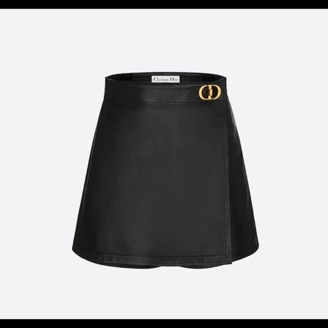 Skort with CD buckle. Never worn! Negotiable!! Christian Dior Outfits, Dior Shorts, Dior Street Style, Dior Pants, Dior Skirt, Black Skort, Spandex Leggings, Golf Skort, Leather Mini Skirts