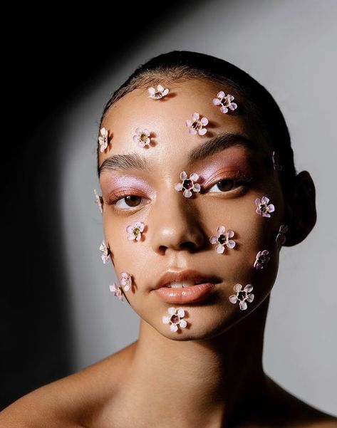 Flower Petal Makeup, Ssense Jewelry, Flowers In Hair Photography, Fake Lashes For Beginners, Flower Photoshoot Editorial, Lashes For Beginners, Flower Skincare, Mask Photoshoot, Portrait Flowers