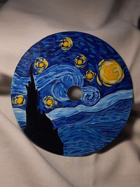 Cds Aesthetic, Dvd Art, Cd Painting, Circle Canvas, Starry Night Painting, Cd Art, The Starry Night, Sunflower Shirt, Small Canvas Art