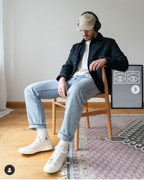 Converse White Outfit, Wacky Outfits, Masculinity Quotes, White Converse Outfits, White Shirt And Blue Jeans, Guys Fashion Casual, Quotes Empowering, Minimalist Fashion Men, Chill Time