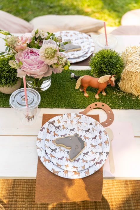 Wild Horses Birthday Party, Equestrian Theme Party, Equestrian Birthday Party, Horse Birthday Party Decorations, Equestrian Party, Horse Theme Birthday Party, Horse Party Decorations, Horse Invitations, Horse Themed Party