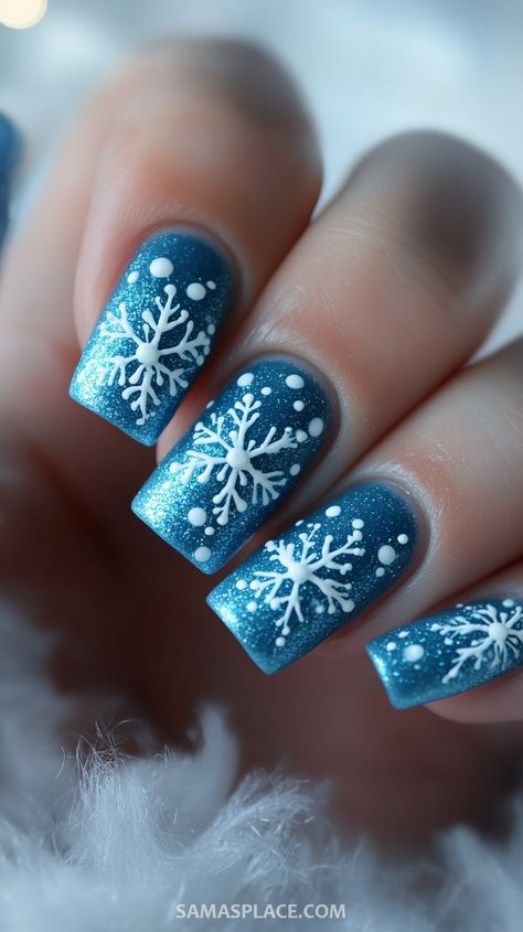 Blue Christmas Nail Designs Blue Ombre Nails With Snowflakes, Christmas Nails Snowflake Blue, Short Christmas Nail Designs Blue, Winter Blue Nail Designs, Blue Winter Nails Snowflakes, Blue And White Winter Nails, Blue Christmas Nail Ideas, Blue Christmas Nail Designs, Blue Christmas Nails