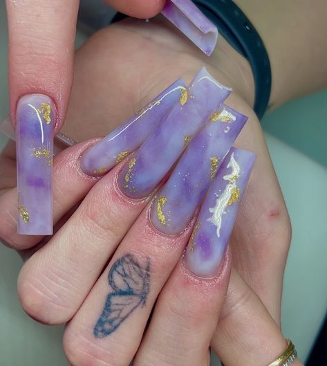 𝐔𝐑 𝐅𝐔𝐓𝐔𝐑𝐄 𝐍𝐀𝐈𝐋 𝐓𝐄𝐂𝐇💋 on Instagram: “Amethyst 💜✨ instagram always downgrading the video quality 😩 ♥ ♥ ♥ 𝕗𝕠𝕝𝕝𝕠𝕨 @oo.nailz 𝕗𝕠𝕣 𝕞𝕠𝕣𝕖 𝕔𝕠𝕟𝕥𝕖𝕟𝕥 𝕝𝕚𝕜𝕖 𝕥𝕙𝕚𝕤 ❤️‍🔥 • • •…” Amethyst Nails, Mood Nails, Witchy Decor, Long Acrylic Nails, Nails Acrylic, Nails Inspo, Nail Tech, Nail Inspo, Nail Colors