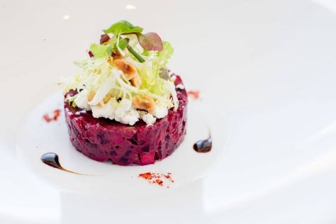 La Table's playful spin on beef tartare made with vibrant red beets. Red Beets Recipe, Beet Tartare, Nibbles Ideas, Red Beets Salad, Tartare Recipe, Beef Tartare, Beet Salad Recipes, Fresh Beets, Beet Recipes