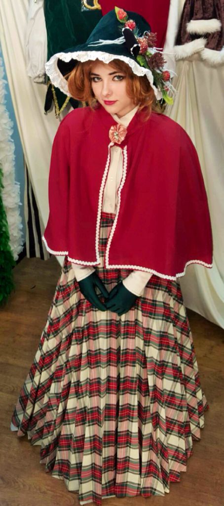 Traditional Christmas Caroler Attire, Festive Christmas Attire, Cheerful Holiday… Victorian Christmas Dress, Dickens Dress, Dickens Christmas Carol, Charles Dickens Christmas, Christmas Towns, Christmas Victorian, Christmas Carolers, Dollhouse Clothes, Christmas Attire