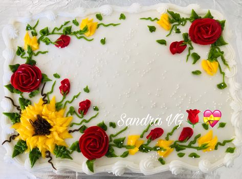 Sunflower Sheet Cake, Cakes 2023, Fall Cakes Decorating, Hawaiian Birthday Cakes, Graduation Sheet Cakes, Sunflower Birthday Cakes, 34 Birthday, Roses And Sunflowers, Rosé Birthday Cake