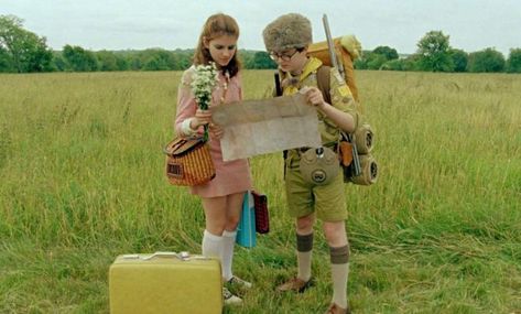 Behind the Scenes: Moonrise Kingdom - Remodelista Moonlight Kingdom, Wes Anderson Aesthetic, Kara Hayward, Vicky Cristina Barcelona, Wes Anderson Movies, Wes Anderson Films, The Age Of Innocence, Fritz Lang, Moonrise Kingdom