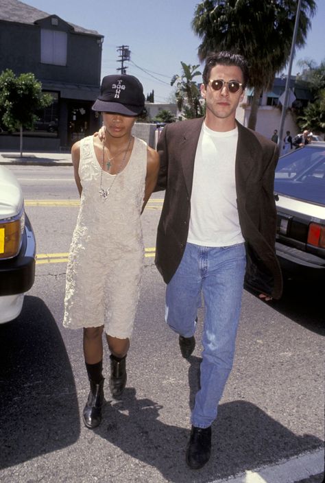 Lisa Bonet Best Fashion Looks From The 90s 90s Minimalism Fashion, 90s Style Icons, Lisa Bonet, Dad Fashion, 90s Outfit, Mens Outfit Inspiration, Outfits With Hats, 80s Fashion, Casual Street Style