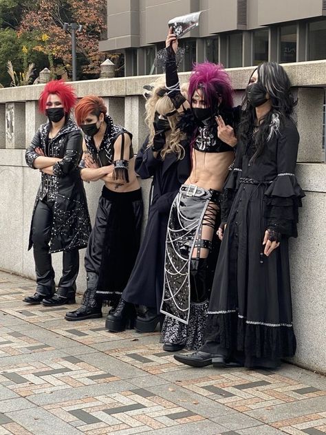 Mens Visual Kei, Visual Kei Outfit Ideas Men, Vkei Clothes Men, Visual Kei Male Fashion, Jrock Visual Kei Outfits, Visual Kei Outfit Ideas Male, Vkei Outfits Masc, V Kei Fashion, Vkei Fashion Aesthetic