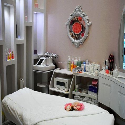 Hair Salon Decor, Massage Bed, Beauty Clinic, Massage Room, Medical Spa, Wellness Center, Home Salon, Spa Massage, Salon Decor