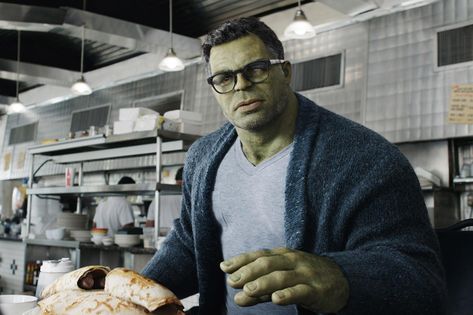 Mark Ruffalo is still interested in doing a solo Hulk movie Hulk Bruce Banner, Mark Ruffalo Hulk, Marvel Quiz, Hulk Costume, Banner Hulk, Hulk Movie, Bruce Banner Hulk, The Incredible Hulk, Hulk Marvel