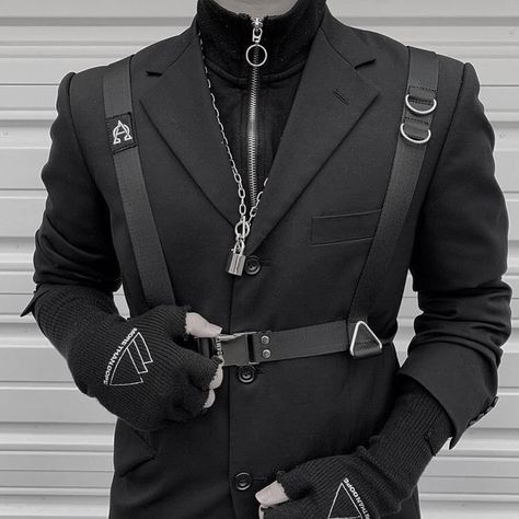 Men Fashion Casual Outfits, 가을 패션, Edgy Outfits, Dark Fashion, Fashion Mode, Character Outfits, Aesthetic Clothes, Streetwear Fashion, Fashion Inspo Outfits