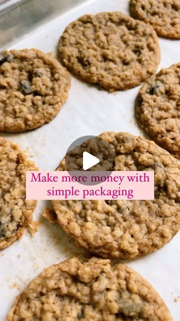 Michelle Chesser on Instagram: "No offense to bake sales! But if you want to elevate your look, simple cellophane bags will do the trick. They’re extremely inexpensive and you can find them in so many places. Packaging and presentation are HUGE when it comes to selling your baked goods, but it can get expensive. And yes, I really think you can pretty much double your money by going from a ziploc to a simple cello bag (and it doesn’t cost much more at all).  If you’re wanting even more packaging ideas and some links, I have some in my highlight bubble, MY FAVORITE THINGS. And @thepinkcrumbb has some adorable and affordable options, too!" Diy Baked Goods Packaging, Big Cafe, Food Gifts Packaging, Double Your Money, Bake Sale Packaging, Tea And Crumpets, No Offense, Baking Packaging, Market Ideas