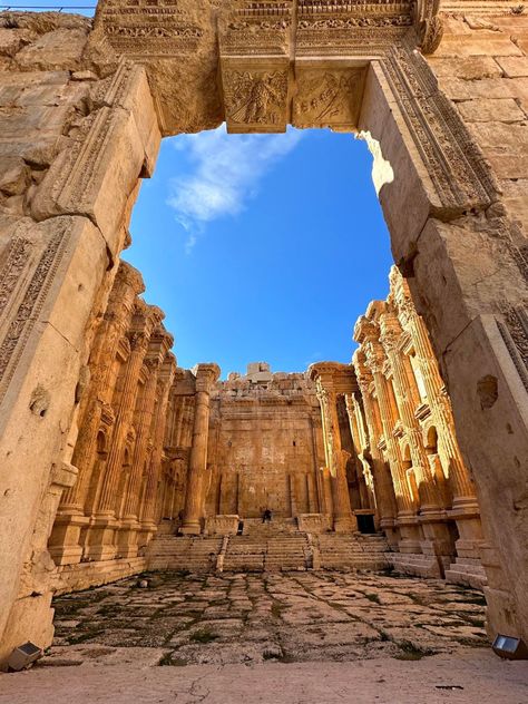 Incredible Temple of Bacchus🏛️Baalbek 🇱🇧Lebanon Lebanon Beautiful Places, Lebanese Culture Aesthetic, Beirut Lebanon Aesthetic, Levantine Aesthetic, Lebanon People, Lebanon Aesthetic, Lebanon Architecture, Lebanon Beauty, Lebanon Culture