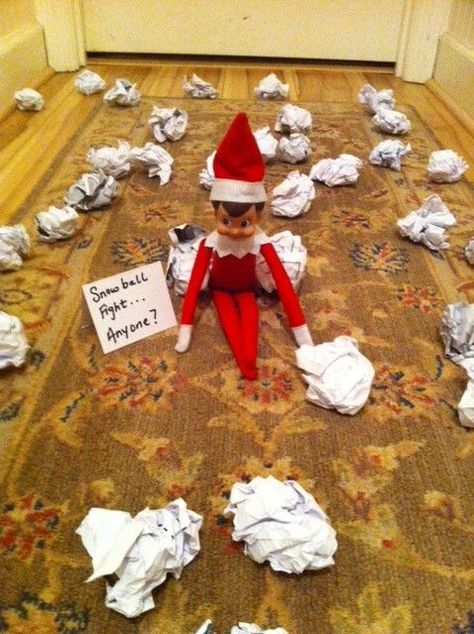 Snow Ball FIght! He even came into the bedroom and left snow balls in the bed and on the floor. Crumbled paper - so easy! Elf Ideas Easy, Awesome Elf On The Shelf Ideas, Elf Magic, Elf Activities, Xmas Elf, Elf Antics, Snow Ball, Elf Fun, 12 December