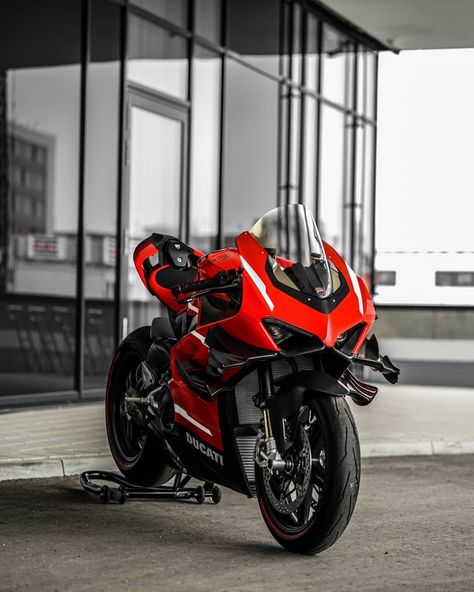 Kawasaki Ninja H2r, Ninja H2r, Ducati Motorbike, Xe Ducati, Ninja Bike, Moto Ducati, Panigale V4, Image Moto, Red Bike