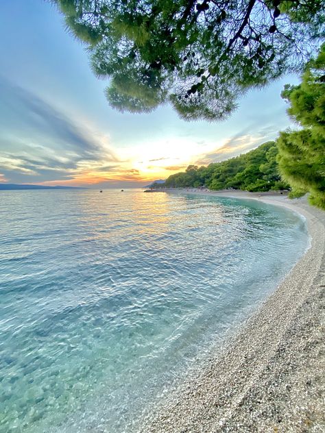 #summertime #brela #croatia #brelative #pinestrees Croatia Beach Aesthetic, Croatia Summer Aesthetic, French Summer Aesthetic, Brela Croatia, Croatia Bucket List, Croatia Aesthetic, Troyes France, Croatia Summer, Croatia Beach