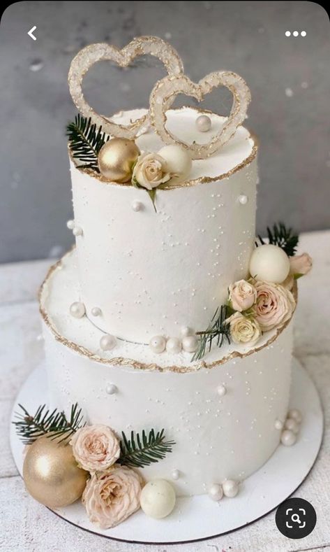 Pearl Wedding Cakes, Pearls Wedding Theme, Pearl Wedding Cake, Wedding Cake Simple Elegant, Anniversary Cake Designs, 50th Wedding Anniversary Cakes, Engagement Party Cake, 50th Anniversary Cakes, Wedding Cake Pearls