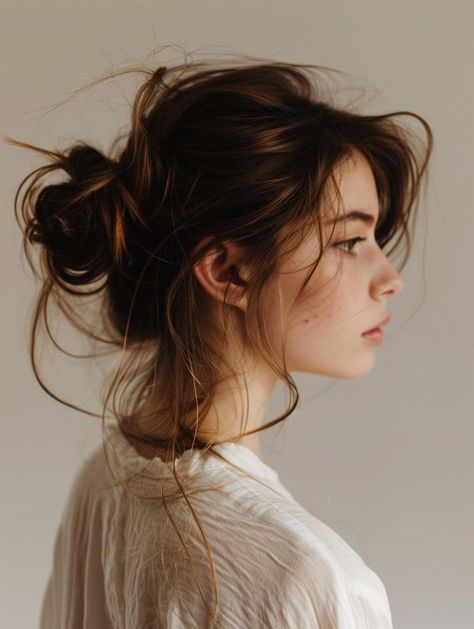 Fresh Messy Bun Styles for Medium Hair 2024 Messy Bun Photography, Shaggy Long Hair, Medium Curly, Messy Updo, Bun Styles, Messy Buns, Side Hairstyles, Medium Curly Hair Styles, Rope Braid