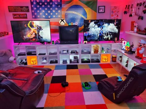 Gaming Room 2 Tvs, Studio Game Room, Two Person Gaming Setup, Gamer Basement, Video Game Setup, Kids Gamer Bedroom, Boys Gamer Bedroom Ideas, Gaming Bedroom Ideas Boys, Basement Arcade