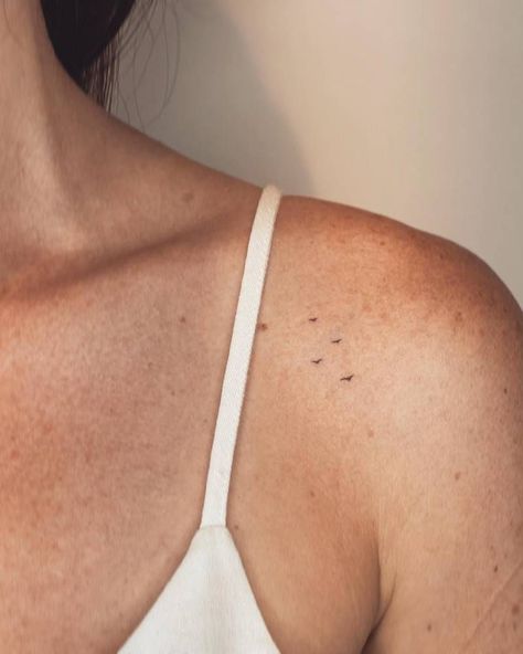 Shoulder Dainty Tattoos For Women, Tiny Front Shoulder Tattoo, Delicate Micro Tattoo, Mini White Tattoos, Minimalist River Tattoo, Flying Bird Tattoos, Inside Upper Arm Tattoos For Women, Ups And Downs Tattoo, Grounding Tattoo