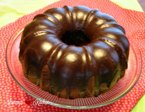 Pound Cake Glaze Recipe, Pound Cake Icing, Glazed Icing Recipe, Bundt Cake Glaze, Chocolate Icing Recipes, Cake Glaze, Pound Cake Glaze, Almond Pound Cakes, Glaze For Cake