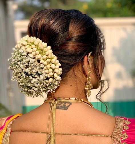 Indian Long Hair, Bun Braids, Big Bun Hair, Big Bun, Bride Photoshoot, Bun Hair, Hair Braid, Braided Bun, Beauty Makeup Tips