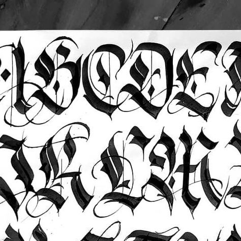 Coligrify Letters Fancy, Letters For Tattoos Fonts Style, Metal Fonts Alphabet, Chicano Lettering Alphabet, Calligraffiti Alphabet, Name Art Designs Letters, Tattoo Fonts Calligraphy, Gangster Lettering, Tag Styles