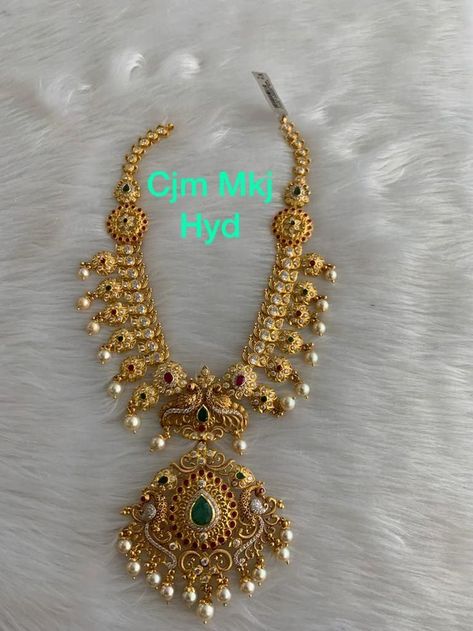 Long Chain Set Gold, Short Jewellery Designs, Gold Mini Choker Designs, Mini Long Chains Gold, New Model Long Harams, Short And Long Haram Set Gold, Naklesh Design Gold, Mini Haaram Designs In Gold, Haram And Necklace Set Gold