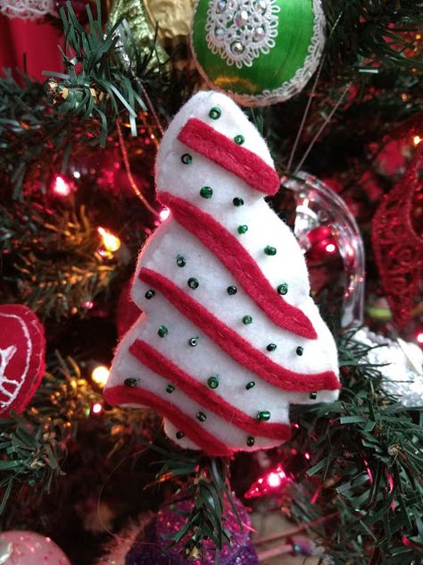 DIY Little Debbie Christmas Tree Cake Felt Ornament Little Debbie Ornament, Christmas Tree Cake Ornament, Little Debbie Christmas Tree Cake Ornament, Little Debbie Christmas Tree Ornaments, Christmas Tree Cake Dip, Tree Cake Dip, Little Debbie Christmas Tree Cakes, Little Debbie Christmas Tree, Lil Debbie