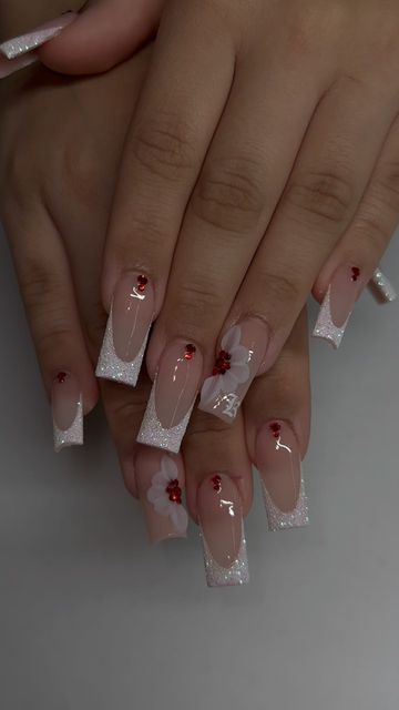 Quinceanera Nails, Acrylic Nails Nude, Red Acrylic Nails, Swarovski Nails, White Acrylic Nails, Cute Acrylic Nail Designs, Short Square Acrylic Nails, Long Acrylic Nails Coffin, Acrylic Nails Coffin Pink