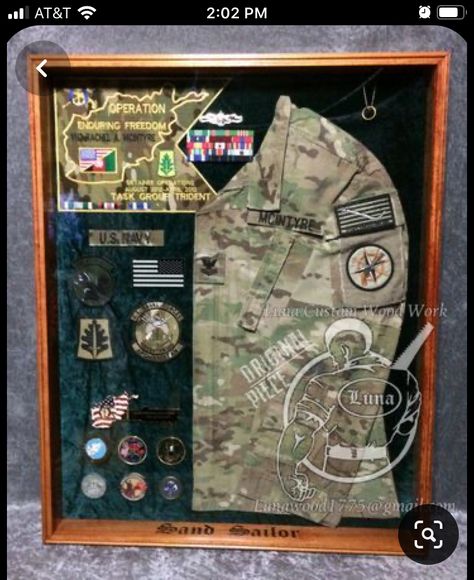 Happy Birthday Marines, Military Home Decor, Army Retirement, Shadow Box Ideas, Military Crafts, Military Shadow Box, Award Display, Military Decor, Diy Shadow Box