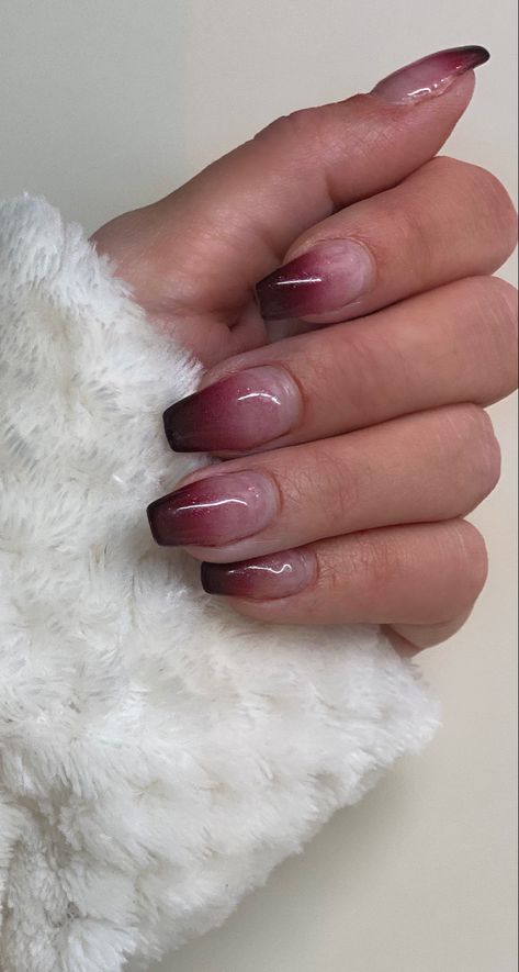 Ombre Maroon Nails, Ombré Nails, Maroon Nails, Ombre Nails, Nail Trends, Nails, Beauty