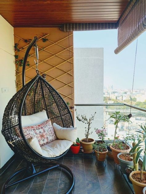 Unique swinging Chair is the perfect addition to any space outside, like a backyard patio, deck, in a sun-room or garden, or near a pool, or outdoor bar Cozy Bedroom With Balcony, Jhoola In Balcony, Balcony Swing Ideas, Morning Chai, Luxury Room Design, Balcony Apartment, Cheap Room Decor, Diy Daybed, Balcony Design Ideas