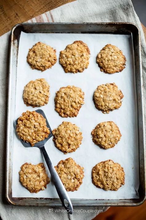 Quick Brunch Recipes, Honey Oatmeal Cookies, Oatmeal Cookies Recipes Easy, Gluten Free Oatmeal Cookies, Chocolate Marshmallow Cookies, Chocolate Chip Shortbread Cookies, Recipe For One, Salted Caramel Mocha, Cookie Cookbook