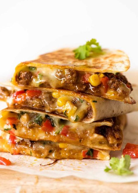 Crispy golden on the outside, molten cheesy goodness on the inside. Choose from THREE Quesadilla fillings! Make some for now, freeze some for later. Quesadilla Recipes Beef, Ground Beef Quesadillas, Quesadilla Recipes Easy, Beef Quesadillas, Vegetarian Quesadilla, Quesadilla Recipe, Recipetin Eats, Recipe Tin, Mexican Spices