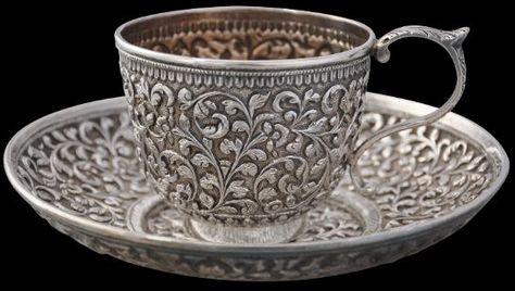 Silver Indian Cutch Teaset Silver Utensils Indian, Antique Silver Plate For Pooja, Silver Ashtalakshmi Kalasam, Silver Vessels Indian, Silver Utensils, Antique Silver Deepam, Antique Silver Plate, Arte Pin Up, Silver Pooja Items