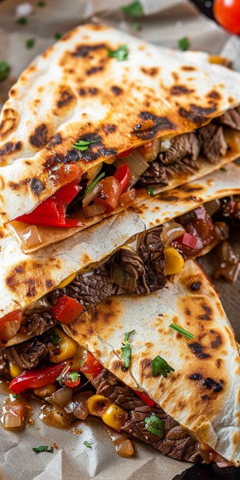 Beef Fajita Tacos, Fajitas Beef, Fajita Quesadilla, Crispy Veggies, Outdoor Griddle Recipes, Outdoor Griddle, Comfort Pasta, Baked Steak, Beef Fajitas