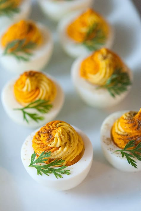 Multi-colored deviled eggs are so simple to create and look so pretty! I’ll show you how to create these two-tone deviled eggs in just a few steps. #deviledeggs Colored Deviled Eggs Recipe, Colored Deviled Eggs, Halloween Deviled Eggs, Easter Deviled Eggs, Devilled Eggs, Easter Appetizers, Bacon Deviled Eggs, Deviled Eggs Recipe, Dinner Party Recipes