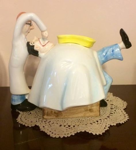 Teapot Fantasy Teapot, Dentist And Patient, Retro Teapot, Whimsical Teapots, Teapot Cookies, Novelty Teapots, Teapots Unique, China Products, Unique Tea