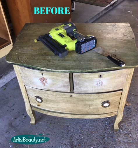 ART IS BEAUTY: Vintage Small Chest of Drawers Makeover using Pain... Small Chest Of Drawers Makeover, Drawers Makeover, Chest Of Drawers Makeover, Diy Furniture Makeover, Dresser Painted, General Finishes Milk Paint, Small Chest Of Drawers, Painted Furniture Diy, Gold Spray Paint