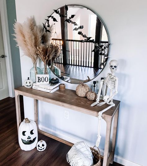 Fall Boho Decor Living Room, Fall Halloween Entryway Table Decor, Halloween Console Decor, Cute Halloween Living Room Decor, Entry Halloween Decor, Halloween Decor Console Table, Halloween Hallway Table Decor, Cute Halloween House Decor, Outdoor Fall And Halloween Decor