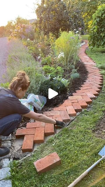 Yard Bed Ideas, And Just Like That Decor, Brick Garden Projects, Pea Gravel And Brick Patio, Bricks Outdoor Ideas, Brick Raised Beds Garden, Small Garden Walkways Pathways, Bricks Landscaping Ideas, Brick Lined Walkway