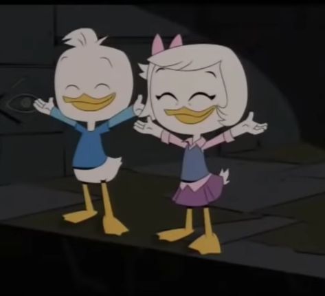 D-d-dewey and Web-d-d-dewey and Webby, he's best friend! And D-dewey and Webby! #debbigail #ducktales #ducktalesseason2 Dewey And Webby, Webby X Dewey, Webby And Dewey, Dewey X Webby, Ducktales Webby, Ducktales Ships, Hopeless Love, Huey Dewey And Louie, Duck Stuff