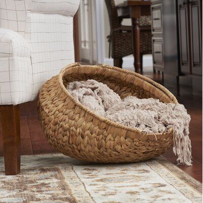 Highland Dunes Decorative Round Wicker Basket Blanket Storage Ideas, Round Wicker Basket, Diy Blanket, Cozy Homes, Inspire Me Home Decor, Blanket Storage, Woven Basket, Wicker Basket, Clever Diy