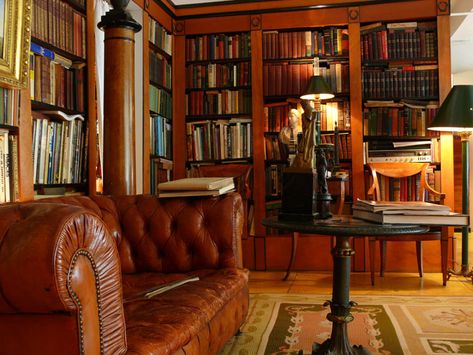 Niall Smith | New York Social Diary Husbands Office, Dream Home Library, Library Study Room, Tuxedo Sofa, Rich Decor, Drawing Room Interior, Dandy Style, Library Room, Marble Columns