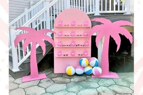 beach themed party ideas Retro Beach Party, Indoor Beach Party, Pics To Recreate, Retro Miami, Engagement Party Themes, Indoor Beach, Themed Party Ideas, Coastal Calm, Disney Frames